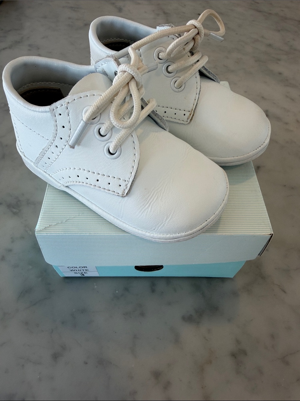 L’Amour Angel Baby James White Leather Lace-Up Baby Walker Shoes